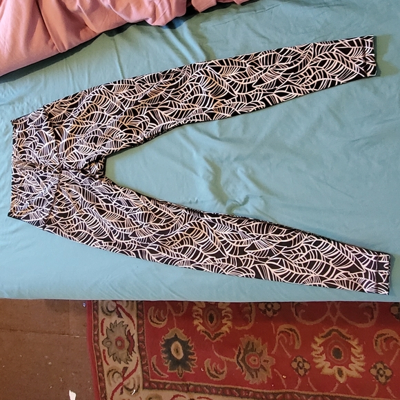 Lululemon Wunder Under No Pockets - Picture 2 of 10